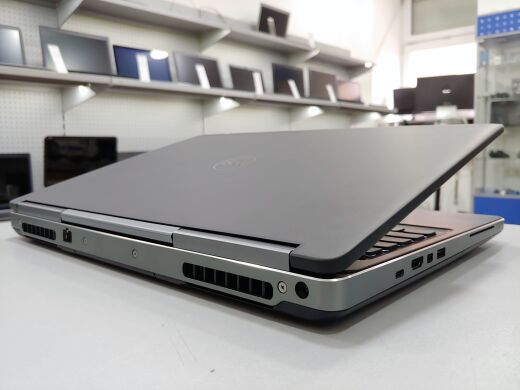 Dell Precision 7510 / 15.6" (1920x1080) / Intel Core i5-6300HQ (4 ядра по 2.3 - 3.2 GHz) / 8 GB DDR4 / 128 GB SSD+1 TB HDD / AMD FirePro W5170M, 2GB / web-cam, 4G (simcard) / Windows 10 Pro