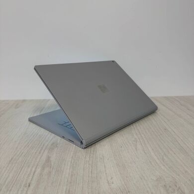 Игровой ультрабук-трансформер Б-класс Microsoft Surface Book 2 / 15.0" (3240x2160) IPS Touch / Intel Core i7-8650U (4 (8) ядра по 1.9 - 4.2 GHz) / 16 GB DDR3 / 1000 GB SSD NVMe / nVidia GeForce GTX 1060, 6 GB GDDR5, 192-bit / WebCam