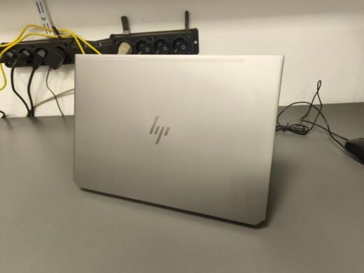 Мобильная рабочая станция HP ZBook Studio G5 / 15.6" (1920x1080) IPS / Intel Core i7-9750H (6 (12) ядер по 2.6 - 4.5 GHz) / 32 GB DDR4 / 480 GB SSD / nVidia Quadro P1000, 4 GB DDR5, 128-bit / WebCam