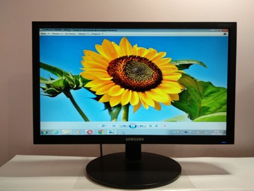 Монитор Samsung E2220H / 21.5" (1920х1080) TN / 1x VGA Монитор Samsung E2220H / 21.5" (1920х1080) TN / 1x VGA