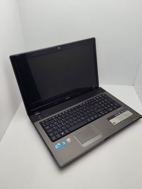 Ноутбук Acer 7741G / 17.3" (1600x900) TN / Intel Core i3-330M (2 (4) ядра по 2.13 GHz) / 6 GB DDR3 / 320 GB HDD / AMD Radeon HD 5470, 1 GB GDDR3, 64-bit / WebCam