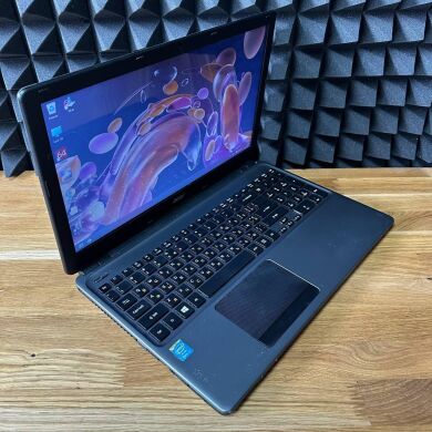 Ноутбук Б-клас Acer Aspire E1 V5WE2 / 15.6" (1366x768) TN / Intel Core i7-4500U (2 (4) ядра по 1.8 - 3.0 GHz) / 8 GB DDR3 / 128 GB SSD / Intel HD Graphics 4400 / WebCam