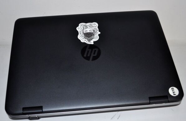 Ноутбук Б-клас HP ProBook 645 G3 / 14" (1366x768) TN / AMD A10-8730B (4 ядра по 2.4 - 3.3 GHz) / 8 GB DDR4 / 512 GB SSD NEW / AMD Radeon R5 Graphics / WebCam / VGA / АКБ NEW / Windows 10 Pro / BIOS PASSWORD BOOT