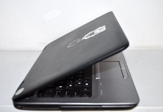 Ноутбук Б-клас HP ProBook 645 G3 / 14" (1366x768) TN / AMD A10-8730B (4 ядра по 2.4 - 3.3 GHz) / 8 GB DDR4 / 512 GB SSD NEW / AMD Radeon R5 Graphics / WebCam / VGA / АКБ NEW / Windows 10 Pro / BIOS PASSWORD BOOT