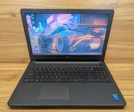Ноутбук Dell Inspiron 15-3558 / 15.6" (1366x768) TN Touch / Intel Core i3-5015U (2 (4) ядра по 2.1 GHz) / 8 GB DDR3 / 240 GB SSD / Intel HD Graphics 5500 / WebCam / Windows 10 Ноутбук Dell Inspiron 15-3558 / 15.6" (1366x768) TN Touch / Intel Core i3-5015U (2 (4) ядра по 2.1 GHz) / 8 GB DDR3 / 240 GB SSD / Intel HD Graphics 5500 / WebCam / Windows 10