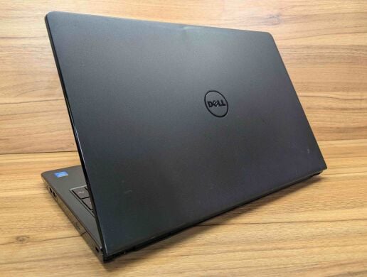Ноутбук Dell Inspiron 15-3558 / 15.6" (1366x768) TN Touch / Intel Core i3-5015U (2 (4) ядра по 2.1 GHz) / 8 GB DDR3 / 240 GB SSD / Intel HD Graphics 5500 / WebCam / Windows 10 Ноутбук Dell Inspiron 15-3558 / 15.6" (1366x768) TN Touch / Intel Core i3-5015U (2 (4) ядра по 2.1 GHz) / 8 GB DDR3 / 240 GB SSD / Intel HD Graphics 5500 / WebCam / Windows 10