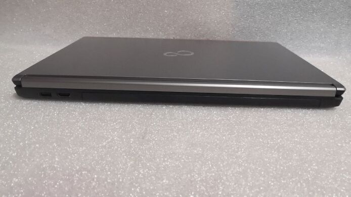 Ноутбук Fujitsu Lifebook E756 / 15.6" (1920x1080) IPS / Intel Core i5-6300U (2 (4) ядра по 2.4 - 3.0 GHz) / 8 GB DDR3 / 256 GB SSD / Intel HD Graphics 520 / DVD-ROM / DisplayPort