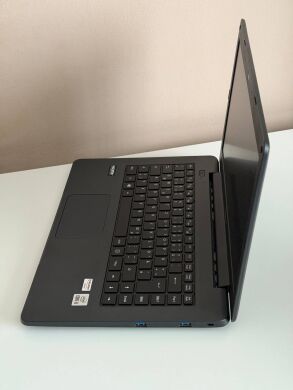 Ультрабук Medion Akoya E11412 / 14" (1366x768) TN / Intel Core i5-10210U (4 (8) ядра по 1.6 - 4.2 GHz) / 8 GB DDR4 / 120 GB SSD / Intel UHD Graphics / WebCam / NEW АКБ / Windows 11