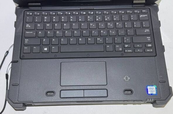 Защищенный планшет Dell Latitude 12 Rugged Extreme 7214 / 11.6" (1366x768) TN / Intel Core i5-6300U (2 (4) ядра по 2.4 - 3.0 GHz) / 16 GB DDR4 / 256 GB SSD / Intel HD Graphics 520 / WebCam