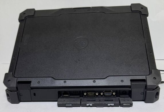 Защищенный планшет Dell Latitude 12 Rugged Extreme 7214 / 11.6" (1366x768) TN / Intel Core i5-6300U (2 (4) ядра по 2.4 - 3.0 GHz) / 16 GB DDR4 / 256 GB SSD / Intel HD Graphics 520 / WebCam