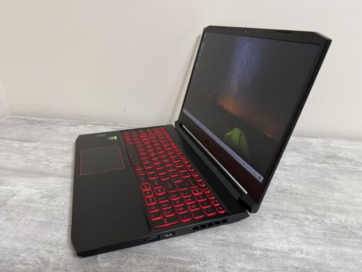 Ігровий ноутбук Б-клас Acer Nitro 5 AN515-55-53E5 / 15.6" (1920x1080) IPS / Intel Core i5-10300H (4 (8) ядра по 2.5 - 4.5 GHz) / 16 GB DDR4 / 512 GB SSD / nVidia GeForce RTX 3050, 4 GB GDDR6, 128-bit / WebCam / Win 10 Home