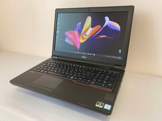 Мобільна робоча станція Fujitsu Celsius H780 / 15.6" (1920x1080) IPS / Intel Core i7-8750H (6 (12) ядер по 2.2 - 4.1 GHz) / 16 GB DDR4 / 512 GB SSD / nVidia Quadro P600, 4 GB GDDR5, 128-bit / WebCam Мобільна робоча станція Fujitsu Celsius H780 / 15.6" (1920x1080) IPS / Intel Core i7-8750H (6 (12) ядер по 2.2 - 4.1 GHz) / 16 GB DDR4 / 512 GB SSD / nVidia Quadro P600, 4 GB GDDR5, 128-bit / WebCam