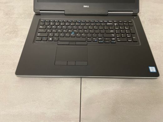 Мобільна робоча станція Dell Precision 7710 / 17.3" (3840x2160) IPS / Intel Core i7-6920HQ (4 (8) ядра по 2.9 - 3.8 GHz) / 16 GB DDR4 / 256 GB SSD + 500 GB HDD / nVidia Quadro M5000M, 8 GB GDDR5, 256-bit / WebCam Мобільна робоча станція Dell Precision 7710 / 17.3" (3840x2160) IPS / Intel Core i7-6920HQ (4 (8) ядра по 2.9 - 3.8 GHz) / 16 GB DDR4 / 256 GB SSD + 500 GB HDD / nVidia Quadro M5000M, 8 GB GDDR5, 256-bit / WebCam