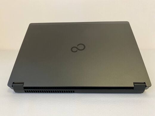 Мобільна робоча станція Fujitsu Celsius H780 / 15.6" (1920x1080) IPS / Intel Core i7-8750H (6 (12) ядер по 2.2 - 4.1 GHz) / 16 GB DDR4 / 512 GB SSD / nVidia Quadro P600, 4 GB GDDR5, 128-bit / WebCam Мобільна робоча станція Fujitsu Celsius H780 / 15.6" (1920x1080) IPS / Intel Core i7-8750H (6 (12) ядер по 2.2 - 4.1 GHz) / 16 GB DDR4 / 512 GB SSD / nVidia Quadro P600, 4 GB GDDR5, 128-bit / WebCam