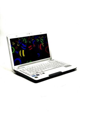 Ноутбук А-клас Toshiba Satellite L735-11E / 13" (1366x768) TN / Intel Core i5-2410M (2 (4) ядра по 2.3 - 2.9 GHz) / 4 GB DDR3 / 128 GB SSD / nVidia GeForce 315M, 512 MB GDDR3, 64-bit / WebCam / DVD-RW / Win 7 Ноутбук А-клас Toshiba Satellite L735-11E / 13" (1366x768) TN / Intel Core i5-2410M (2 (4) ядра по 2.3 - 2.9 GHz) / 4 GB DDR3 / 128 GB SSD / nVidia GeForce 315M, 512 MB GDDR3, 64-bit / WebCam / DVD-RW / Win 7