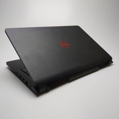 Ігровий ноутбук Dell Inspiron 15-7559 / 15.6" (1920x1080) IPS / Intel Core i7-6700HQ (4 (8) ядра по 2.6 - 3.5 GHz) / 16 GB DDR3 / 128 GB SSD + 1000 GB HDD / nVidia GeForce GTX 960M, 4 GB GDDR5, 128-bit / WebCam / Win 10 Home