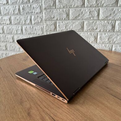 Ігровий ноутбук-трансформер HP Spectre x360 15-bl112dx / 15.6" (3840x2160) IPS Touch / Intel Core i7-8550U (4 (8) ядра по 1.8 - 4.0 GHz) / 8 GB DDR4 / 256 GB SSD / nVidia GeForce MX150, 2 GB GDDR5, 64-bit / WebCam Ігровий ноутбук-трансформер HP Spectre x360 15-bl112dx / 15.6" (3840x2160) IPS Touch / Intel Core i7-8550U (4 (8) ядра по 1.8 - 4.0 GHz) / 8 GB DDR4 / 256 GB SSD / nVidia GeForce MX150, 2 GB GDDR5, 64-bit / WebCam