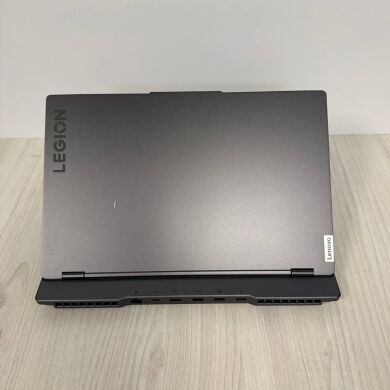 Ігровий ноутбук Б-клас Lenovo Legion 5 15ARH7H / 15.6" (1920x1080) IPS / AMD Ryzen 7 6800H (8 (16 ядер по 3.2 - 4.7 GHz) / 16 GB DDR5 / 512 GB SSD NVMe / nVidia GeForce RTX 3060, 6 GB GDDR6, 192-bit / WebCam