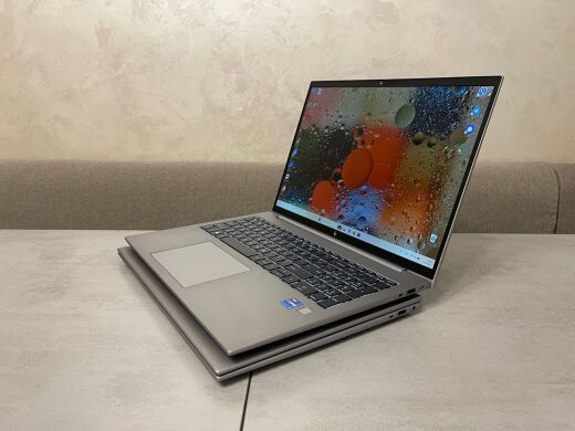 Мобільна робоча станція HP ZBook Firefly 16 G10 / 16" (1920x1200) IPS / Intel Core i7-1360P (12 (16) ядер по 2.2 - 5.0 GHz) / 32 GB DDR5 / 512 GB SSD M.2 / Intel Iris Xe Graphics / WebCam / Fingerprint