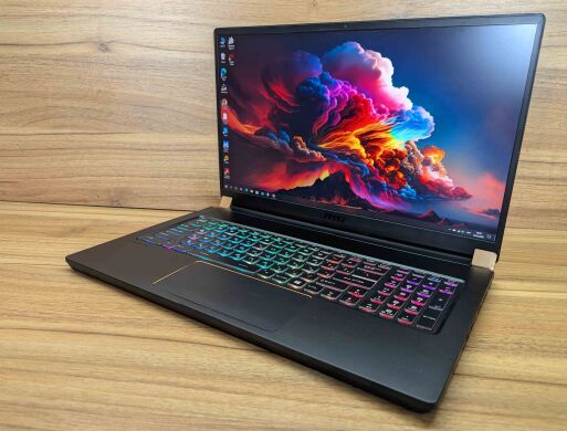 Ігровий ноутбук Б-клас MSI MS-17G1 / 17.3" (1920x1080) IPS / Intel Core i7-9750H (6 (12) ядер по 2.6 - 4.5 GHz) / 16 GB DDR4 / 512 GB SSD / nVidia GeForce RTX 2070, 8 GB GDDR6, 256-bit / WebCam / Windows 10