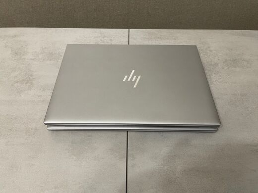 Мобільна робоча станція HP ZBook Firefly 16 G10 / 16" (1920x1200) IPS / Intel Core i7-1360P (12 (16) ядер по 2.2 - 5.0 GHz) / 32 GB DDR5 / 512 GB SSD M.2 / Intel Iris Xe Graphics / WebCam / Fingerprint