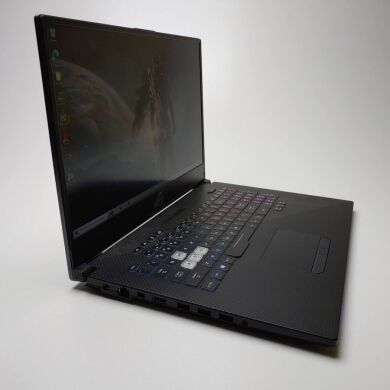 Ігровий ноутбук Asus ROG Strix Scar II GL704GW / 17.3&rdquo; (1920x1080) IPS / Intel Core i7-8750H (6 (12) ядер по 2.2 - 4.1 GHz) / 16 GB DDR4 / 1000 GB SSD / nVidia GeForce RTX 2070, 8 GB GDDR6, 256-bit / WebCam / Win 10 Home