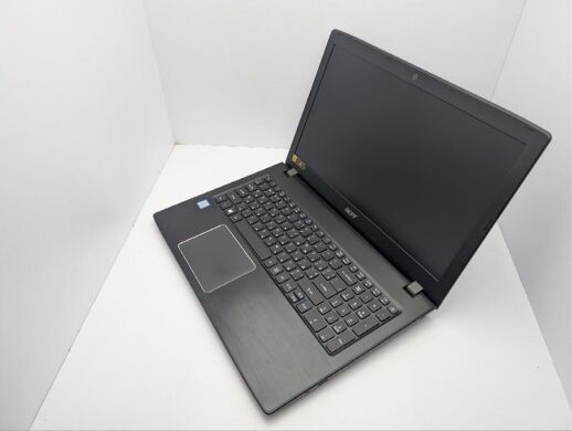 Ноутбук Acer Aspire E5-575G / 15.6" (1920x1080) TN / Intel Core i3-6006U (2 (4) ядра по 2.0 GHz) / 8 GB DDR4 / 120 GB SSD M.2 + 1000 GB HDD / nVidia GeForce 940MX, 4 GB GDDR5, 64-bit / WebCam