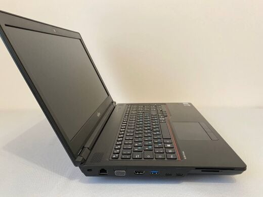 Мобільна робоча станція Fujitsu Celsius H780 / 15.6" (1920x1080) IPS / Intel Core i7-8750H (6 (12) ядер по 2.2 - 4.1 GHz) / 16 GB DDR4 / 512 GB SSD / nVidia Quadro P600, 4 GB GDDR5, 128-bit / WebCam Мобільна робоча станція Fujitsu Celsius H780 / 15.6" (1920x1080) IPS / Intel Core i7-8750H (6 (12) ядер по 2.2 - 4.1 GHz) / 16 GB DDR4 / 512 GB SSD / nVidia Quadro P600, 4 GB GDDR5, 128-bit / WebCam