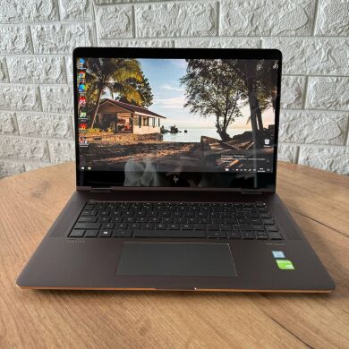 Ігровий ноутбук-трансформер HP Spectre x360 15-bl112dx / 15.6" (3840x2160) IPS Touch / Intel Core i7-8550U (4 (8) ядра по 1.8 - 4.0 GHz) / 8 GB DDR4 / 256 GB SSD / nVidia GeForce MX150, 2 GB GDDR5, 64-bit / WebCam Ігровий ноутбук-трансформер HP Spectre x360 15-bl112dx / 15.6" (3840x2160) IPS Touch / Intel Core i7-8550U (4 (8) ядра по 1.8 - 4.0 GHz) / 8 GB DDR4 / 256 GB SSD / nVidia GeForce MX150, 2 GB GDDR5, 64-bit / WebCam