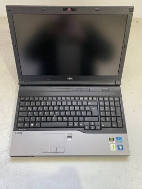 Мобильная рабочая станция Б-класс Fujitsu Celsius H720 / 15.6" (1920x1080) TN / Intel Core i7-3720QM (4 (8) ядра по 2.6 - 3.6 GHz) / 16 GB DDR3 / 128 GB SSD / nVidia Quadro K1000M, 2 GB GDDR3, 128-bit / WebCam