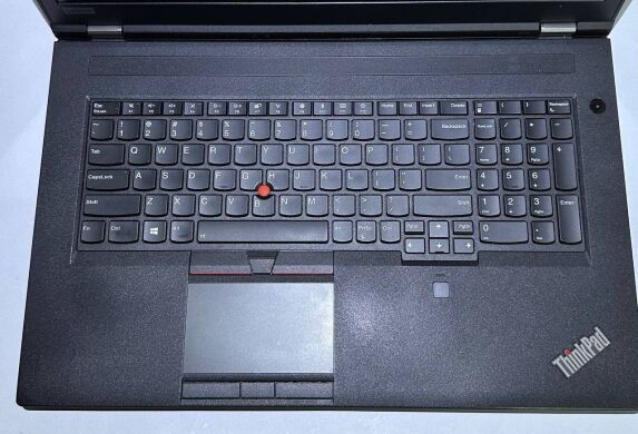 Мобільна робоча станція Lenovo ThinkPad P73 / 17.3" (1920x1080) IPS / Intel Core i7-9750H (6 (12) ядер по 2.6 - 4.5 GHz) / 32 GB DDR4 / 256 GB SSD + 256 GB SSD / nVidia Quadro RTX 3000, 6 GB GDDR6, 192-bit / WebCam / Win 11 Pro