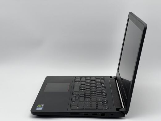 Игровой ноутбук Dell Inspiron 15-7559 / 15.6" (1920x1080) IPS / Intel Core i5-6300HQ (4 ядра по 2.3 - 3.2 GHz) / 16 GB DDR3 / 480 GB SSD / nVidia GeForce GTX 960M, 4 GB GDDR5, 128-bit / WebCam