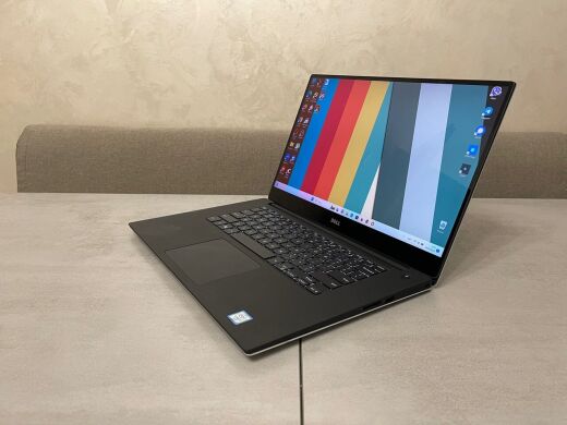 Игровой ноутбук Dell Xps 15 9550 / 15.6" (3840x2160) IPS Touch / Intel Core i7-6700HQ (4 (8) ядра по 2.6 - 3.5 GHz) / 16 GB DDR4 / 256 GB SSD M.2 / nVidia GeForce GTX 960M, 2GB GDDR5, 128-bit / WebCam