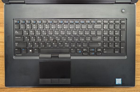 Мобильная рабочая станция Dell Precision 7730 / 17.3" (1920x1080) IPS / Intel Core i7-8850H (6 (12) ядра по 2.6 - 4.3 GHz) / 64 GB DDR4 / 500 GB SSD / nVidia Quadro P3200, 6 GB GDDR5, 192-bit / WebCam / HDMI / Windows 10