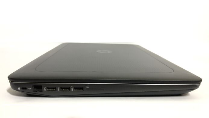 Мобильная рабочая станция HP ZBook 17 G3 / 17.3" (1920x1080) IPS / Intel Xeon E3-1535M v5 (4 (8) ядра по 2.9 - 3.8 GHz) / 16 GB DDR4 / 512 GB SSD / nVidia Quadro M3000M, 4 GB GDDR5, 256-bit / WebCam / Win 10 Pro