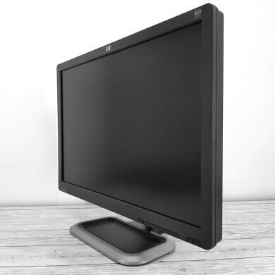 Монітор Б-клас HP L2208w / 22" (1680x1050) TN / VGA + Кабелі VGA та живлення