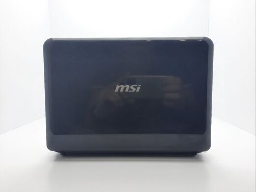 Нетбук MSI U90/U100 / 10" (1024x600) TN / Intel Atom N280 (1 ядро 1.66 GHz) / 2 GB DDR2 / 160 GB HDD / Intel GMA 950 Graphics / WebCam Нетбук MSI U90/U100 / 10" (1024x600) TN / Intel Atom N280 (1 ядро 1.66 GHz) / 2 GB DDR2 / 160 GB HDD / Intel GMA 950 Graphics / WebCam