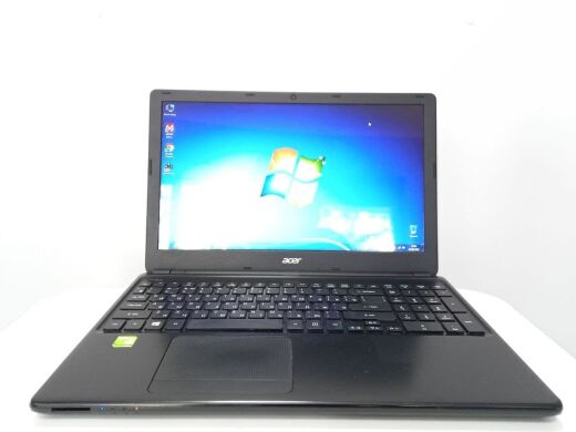 Ноутбук Acer Asspire E1-530G / 15.6" (1366x768) TN LED / Intel Pentium 2117U (2 ядра по 1.8 GHz) / 4 GB DDR3 / 500 GB HDD / nVidia GeForce GT 720M, 2 GB DDR3, 64-bit / WebCam