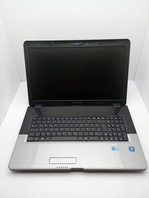 Ноутбук Acer Medion E7222 / 17.3" (1600x900) TN / Intel Core i5-2540M (2 (4) ядра по 2.6 - 3.3 GHz) / 6 GB DDR3 / 120 GB SSD / Intel HD Graphics 3000 / WebCam / Не тримає Ноутбук Acer Medion E7222 / 17.3" (1600x900) TN / Intel Core i5-2540M (2 (4) ядра по 2.6 - 3.3 GHz) / 6 GB DDR3 / 120 GB SSD / Intel HD Graphics 3000 / WebCam / Не тримає