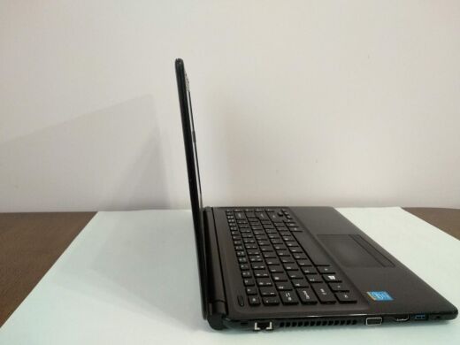 Ноутбук Б-класс Acer TravelMate P245-M / 14" (1366x768) TN / Intel Core i3-4010U (2 (4) ядра по 1.7 GHz) / 4 GB DDR3 / 128 GB SSD / Intel HD Graphics 4400 / WebCam / DVD-RW / HDMI / АКБ не держит Ноутбук Б-класс Acer TravelMate P245-M / 14" (1366x768) TN / Intel Core i3-4010U (2 (4) ядра по 1.7 GHz) / 4 GB DDR3 / 128 GB SSD / Intel HD Graphics 4400 / WebCam / DVD-RW / HDMI / АКБ не держит