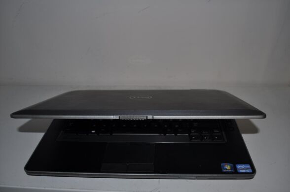 Ноутбук Dell Latitude E6430 / 14" (1366x768) TN / Intel Core i5-3210M (2 (4) ядра по 2.5 - 3.1 GHz) / 4 GB DDR3 / 500 GB HDD / Intel HD Graphics 4000 / DVD-ROM