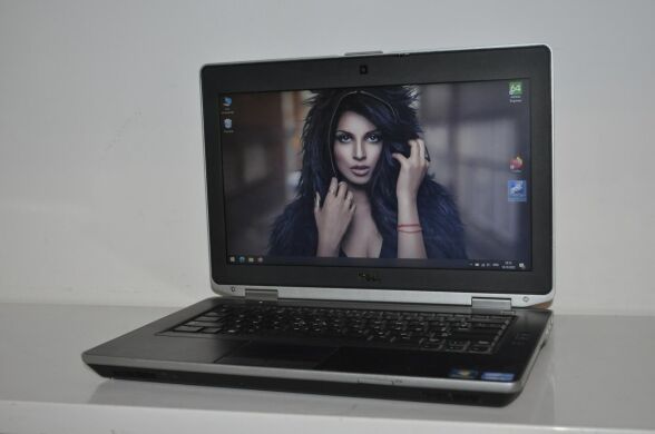 Ноутбук Dell Latitude E6430 / 14" (1366x768) TN / Intel Core i5-3210M (2 (4) ядра по 2.5 - 3.1 GHz) / 4 GB DDR3 / 500 GB HDD / Intel HD Graphics 4000 / DVD-ROM
