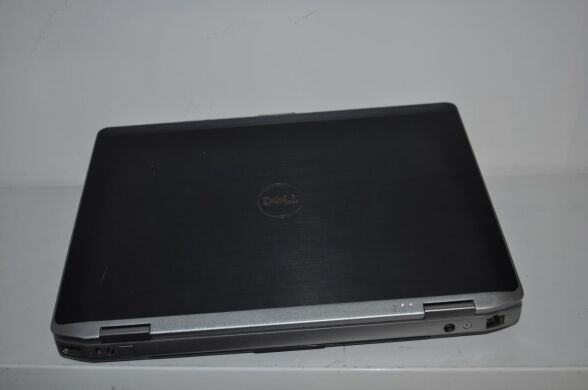 Ноутбук Dell Latitude E6430 / 14" (1366x768) TN / Intel Core i5-3210M (2 (4) ядра по 2.5 - 3.1 GHz) / 4 GB DDR3 / 500 GB HDD / Intel HD Graphics 4000 / DVD-ROM