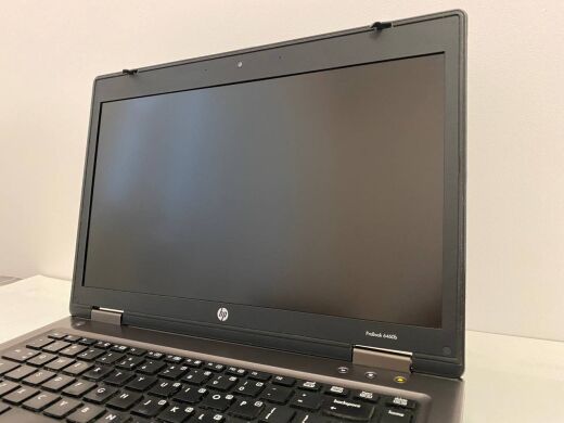 Ноутбук HP ProBook 6460b / 14" (1366x768) TN / Intel Core i5-2410M (2 (4) ядра по 2.3 - 2.9 GHz) / 8 GB DDR3 / 500 GB HDD / Intel HD Graphic 3000 / WebCam / DVD-ROM / Новая АКБ Ноутбук HP ProBook 6460b / 14" (1366x768) TN / Intel Core i5-2410M (2 (4) ядра по 2.3 - 2.9 GHz) / 8 GB DDR3 / 500 GB HDD / Intel HD Graphic 3000 / WebCam / DVD-ROM / Новая АКБ