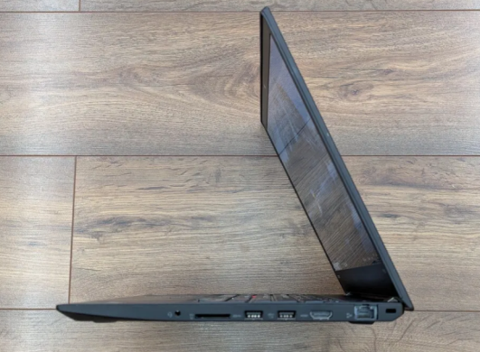 Ноутбук Lenovo Thinkpad P51s / 15.6" (1920x1080) IPS / Intel Core i7-7600U (2 (4) ядра по 2.8 - 3.9 GHz) / 8 GB DDR4 / 256 GB SSD / nVidia Quadro M520, 2 GB GDDR5, 64-bit / WebCam / Win 10 Pro