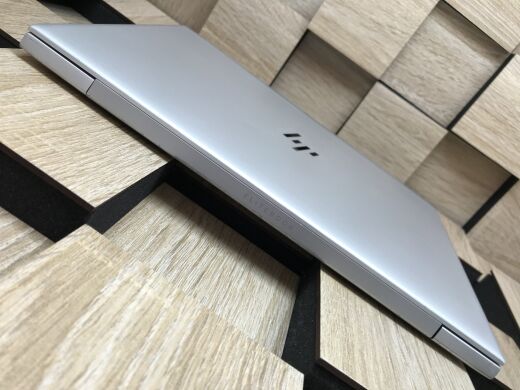 Ультрабук Б-класс HP EliteBook 830 G6 / 13.3" (1920x1080) IPS / Intel Core i7-8665U (4 (8) ядра по 1.9 - 4.8 GHz) / 8 GB DDR4 / 256 GB SSD M.2 / Intel UHD Graphics 620 / WebCam / Fingerprint / HDMI