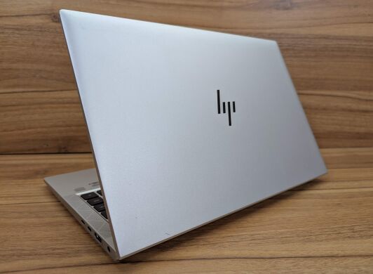 Ультрабук Б-клас HP EliteBook 840 G7 / 14" (1920x1080) IPS / Intel Core i7-10610U (4 (8) ядра по 1.8 - 4.9 GHz) / 32 GB DDR4 / 1000 GB SSD / Intel UHD Graphics / WebCam / TouchID / Windows 10