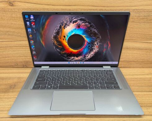 Ультрабук Dell Latitude 9520 / 15" (1920x1080) IPS / Intel Core i5-1145G7 (4 (8) ядра по 2.6 - 4.4 GHz) / 16 GB DDR4 / 256 GB SSD / Intel Iris Xe Graphics / WebCam / HDMI / Windows 11 Ультрабук Dell Latitude 9520 / 15" (1920x1080) IPS / Intel Core i5-1145G7 (4 (8) ядра по 2.6 - 4.4 GHz) / 16 GB DDR4 / 256 GB SSD / Intel Iris Xe Graphics / WebCam / HDMI / Windows 11