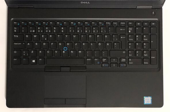 Мобільна робоча станція Dell Precision 3530 / 15.6" (1920x1080) IPS / Intel Core i7-8850H (6 (12) ядер по 2.6 - 4.3 GHz) / 16 GB DDR4 / 512 GB SSD / nVidia Quadro P600, 4 GB GDDR5, 128-bit / WebCam / Win 11 Pro