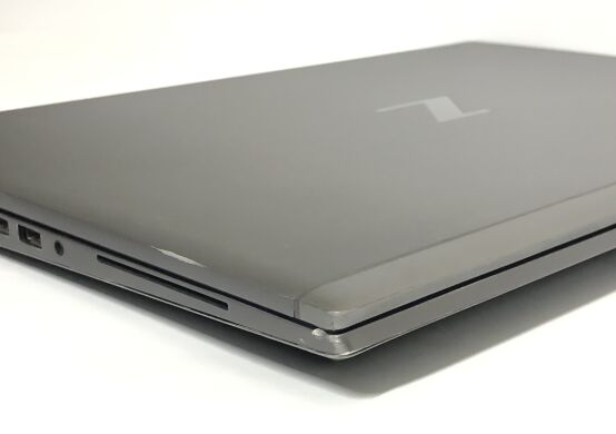 Мобильная рабочая станция Б-класс HP ZBook Fury 17 G7 / 17.3" (1920x1080) IPS / Intel Core i7-10850H (6 (12) ядер по 2.7 - 5.1 GHz) / 32 GB DDR4 / 512 GB SSD NVMe / nVidia Quadro RTX 3000, 6 GB GDDR6, 192-bit / WebCam / Win 11 Pro Мобильная рабочая станция Б-класс HP ZBook Fury 17 G7 / 17.3" (1920x1080) IPS / Intel Core i7-10850H (6 (12) ядер по 2.7 - 5.1 GHz) / 32 GB DDR4 / 512 GB SSD NVMe / nVidia Quadro RTX 3000, 6 GB GDDR6, 192-bit / WebCam / Win 11 Pro